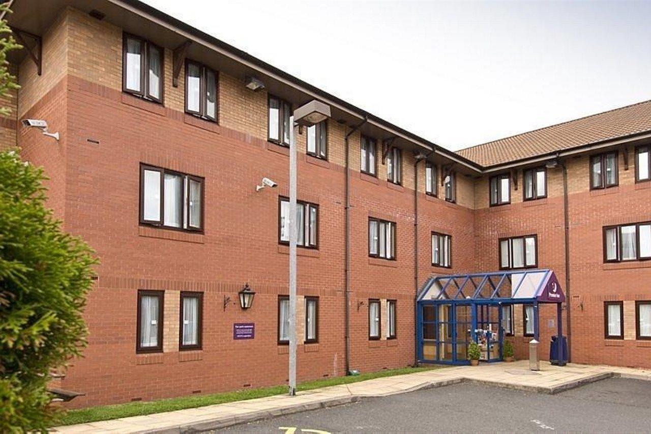 Premier Inn Birmingham City Centre Broad Street ภายนอก รูปภาพ